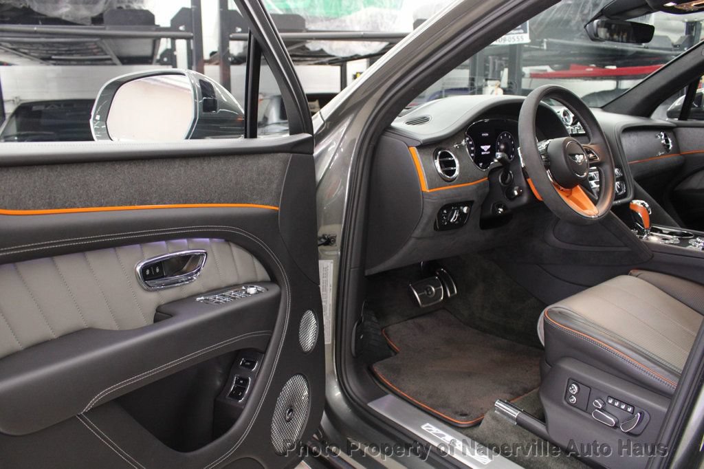 Used 2022 Bentley Bentayga Speed AWD/4WD image 10