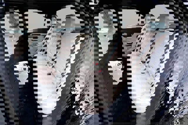 Certified 2025 Mercedes-Benz C 300 4MATIC Sedan image 25