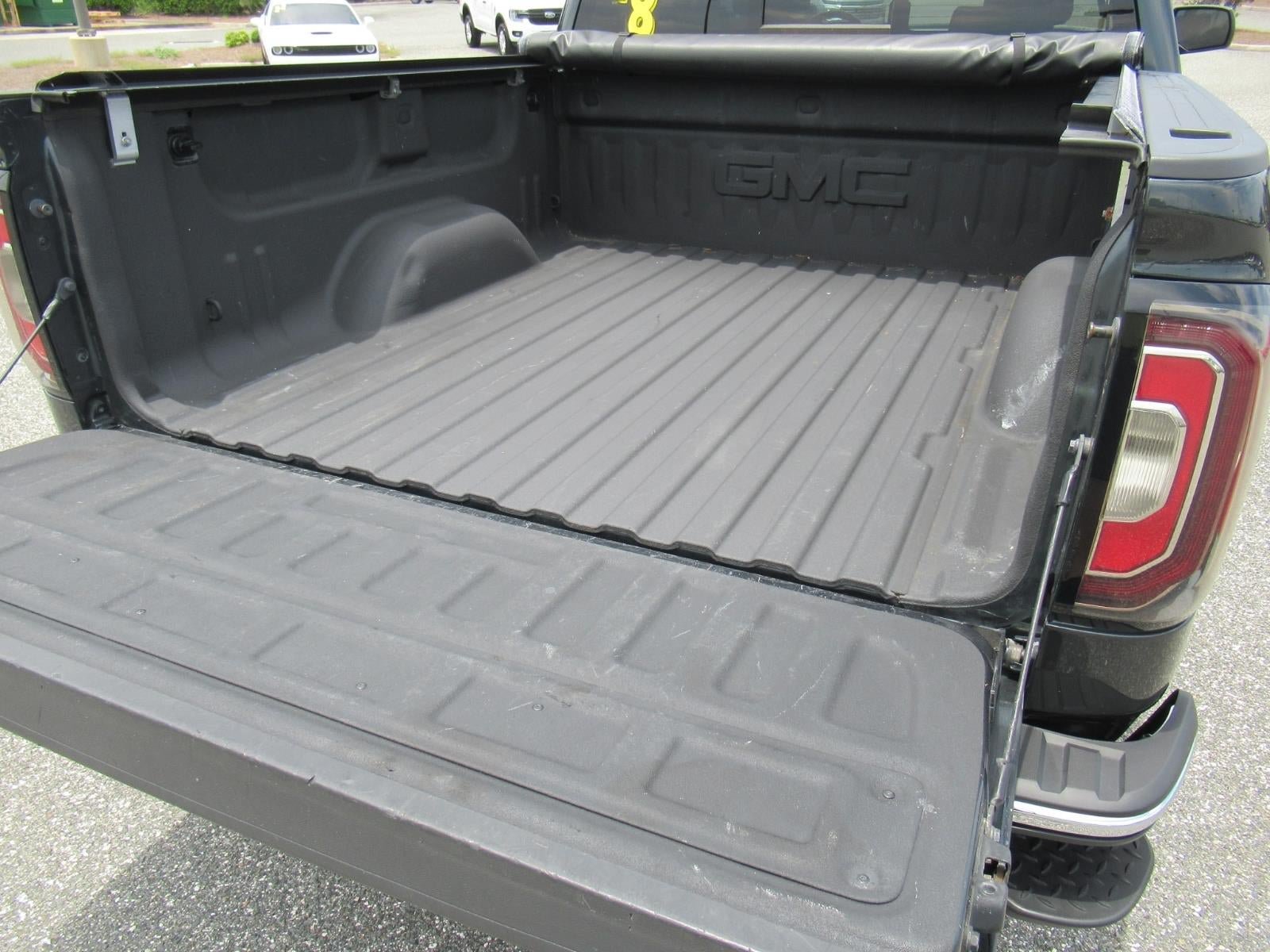 Used 2018 GMC Sierra 1500 SLT AWD/4WD image 34