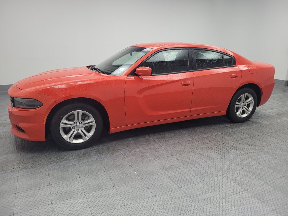 Used 2022 Dodge Charger SXT image 2