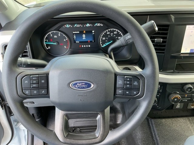 New 2026 Ford F550 4x4 Supercab Super Duty image 18