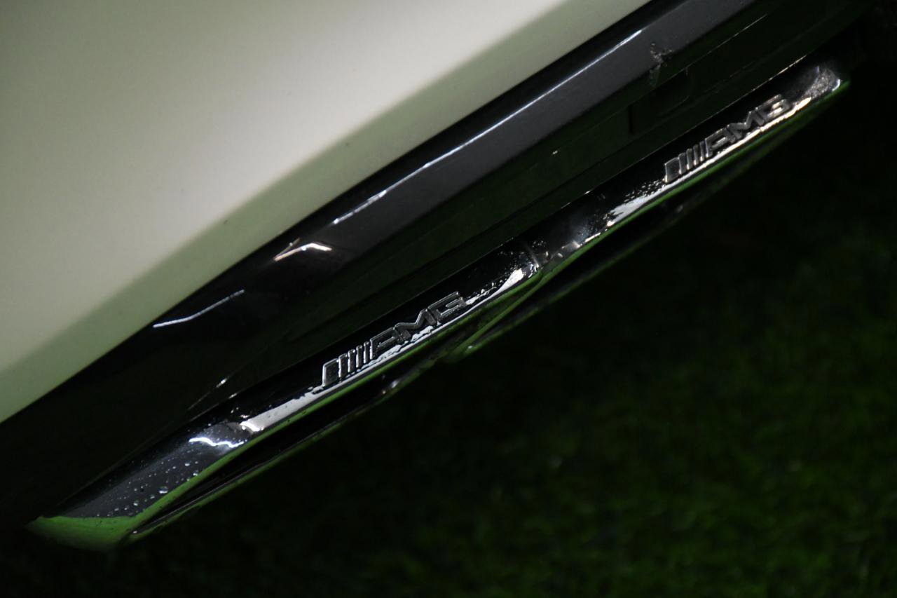 Used 2014 Mercedes-Benz S 63 AMG 4MATIC Sedan image 11