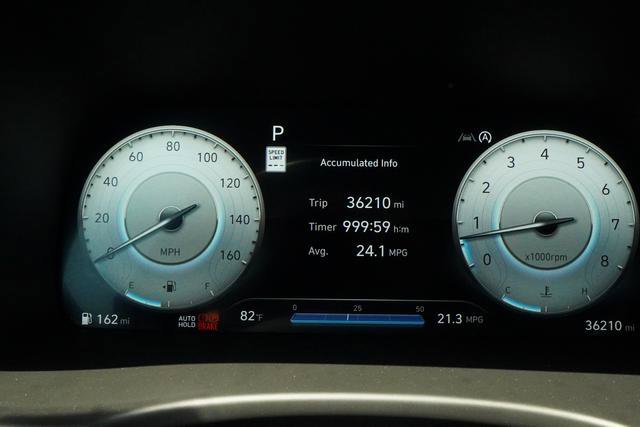 Used 2024 Hyundai Palisade Limited FWD image 20