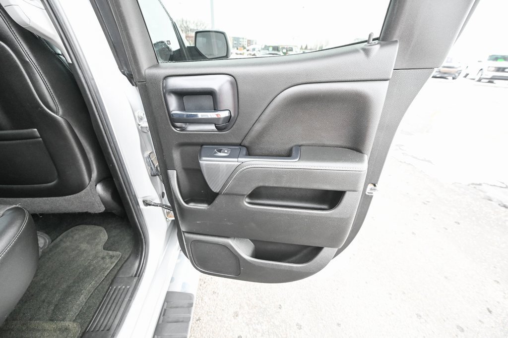 Used 2014 GMC Sierra 1500 SLE image 28