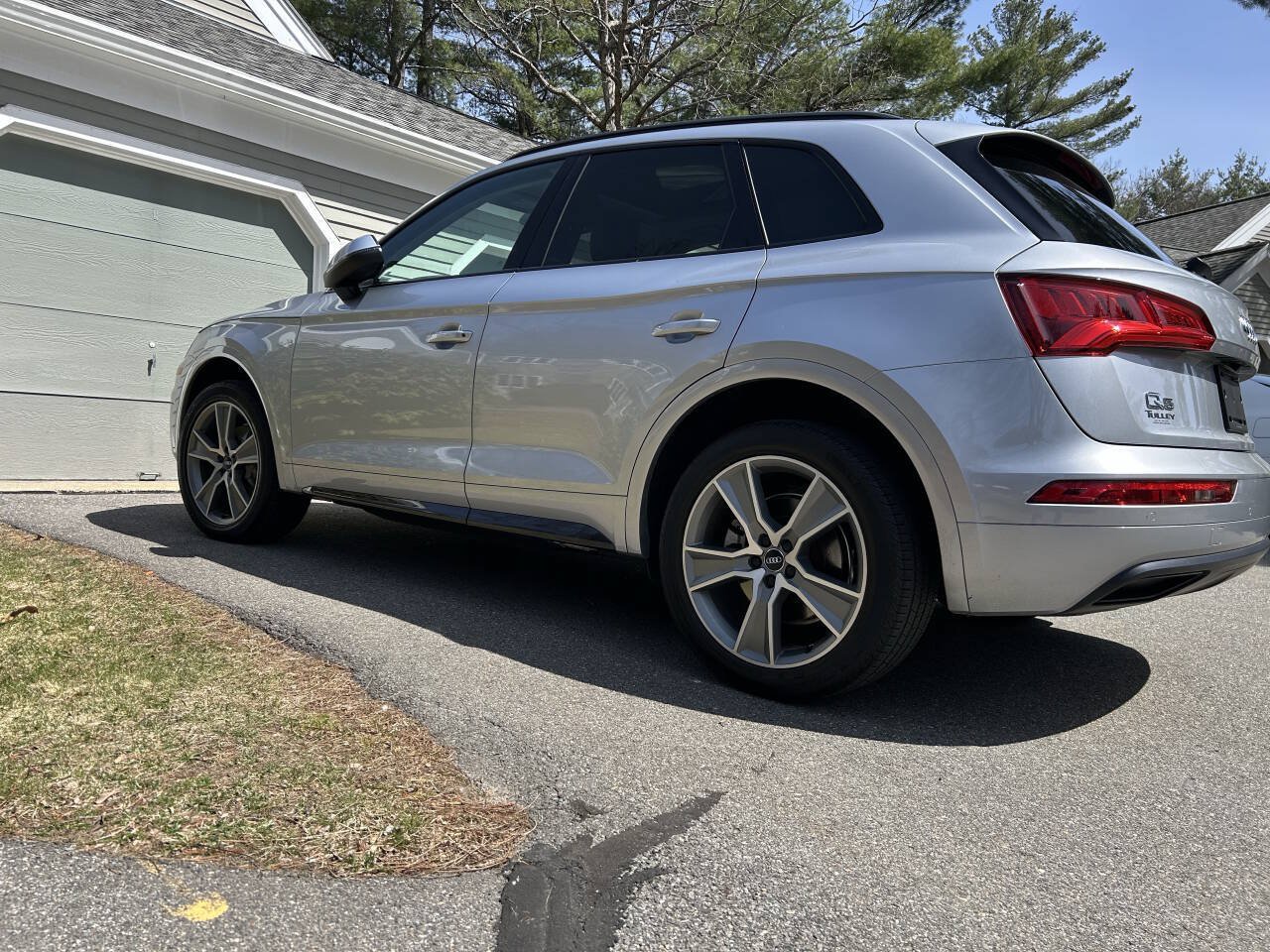 Used 2019 Audi Q5 2.0T Premium Plus w/ Premium Plus Package AWD/4WD image 6