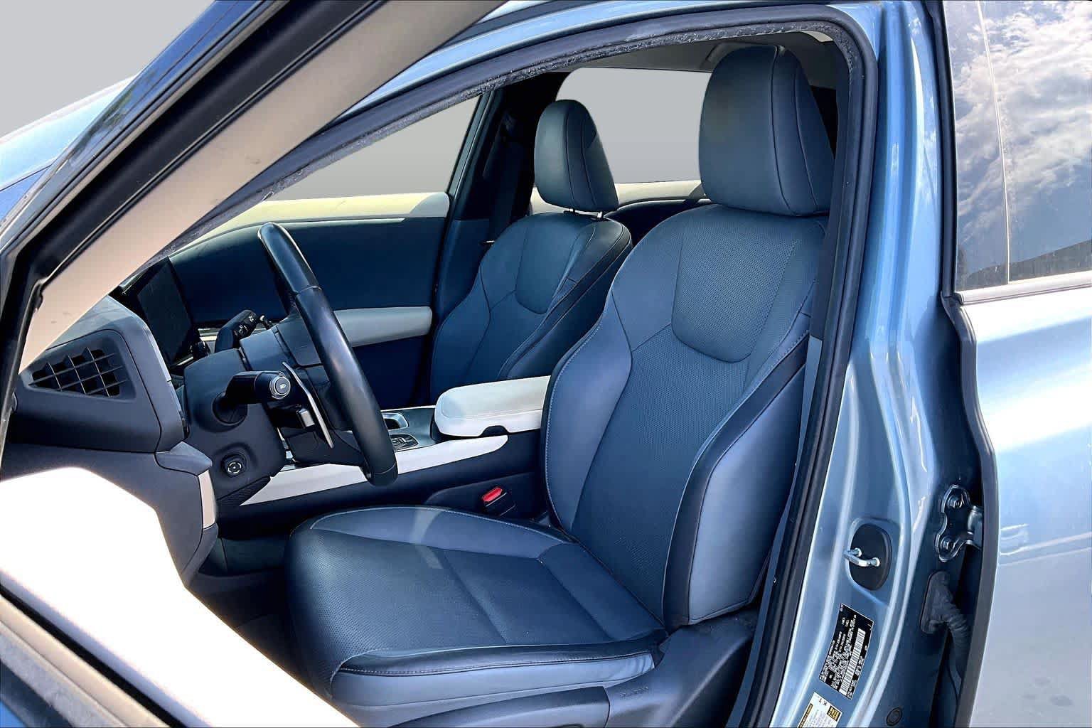 Used 2023 Lexus RZ 450e Premium w/ Cold Area Package AWD/4WD image 7