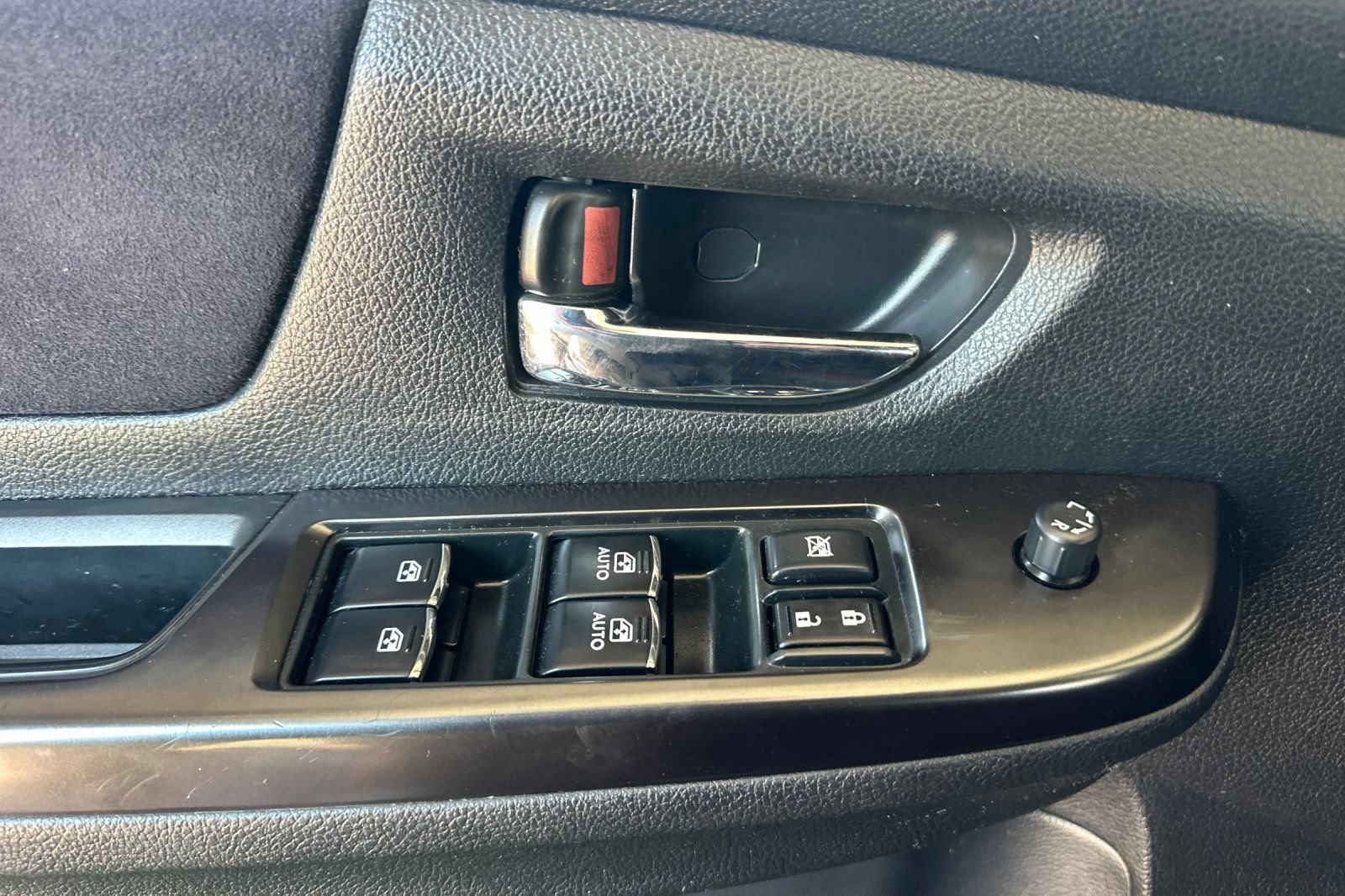 Used 2017 Subaru WRX STI AWD/4WD image 11