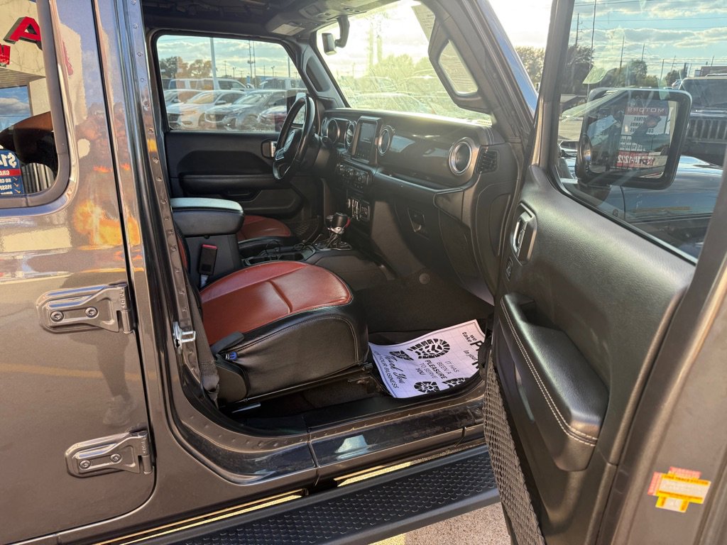 Used 2022 Jeep Wrangler Unlimited Sahara w/ Cold Weather Group image 7