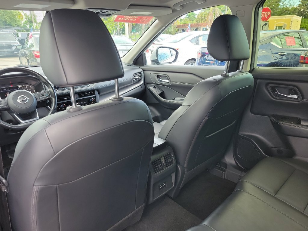 Certified 2024 Nissan Rogue SV w/ SV Premium Package FWD image 20