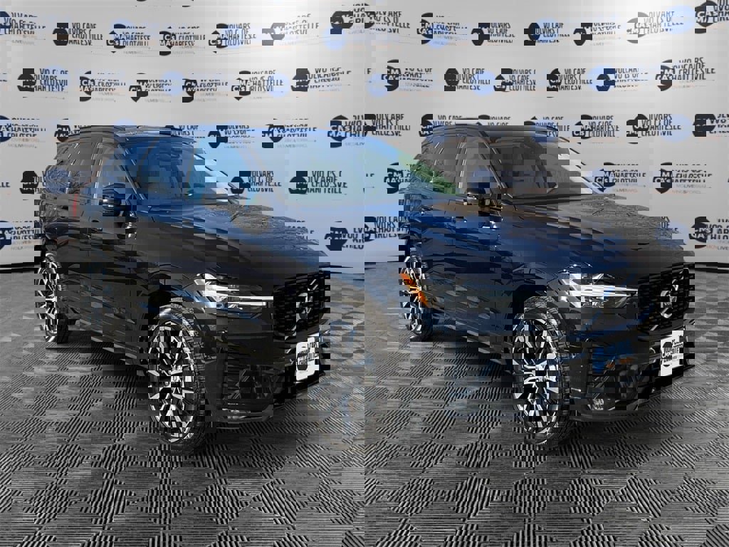 Certified 2023 Volvo XC60 B5 Plus w/ Protection Package Premier image 4