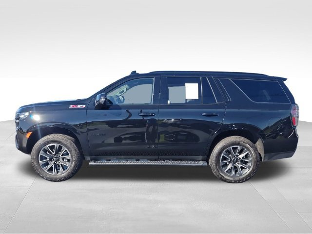 Used 2024 Chevrolet Tahoe Z71 w/ Luxury Package AWD/4WD image 2