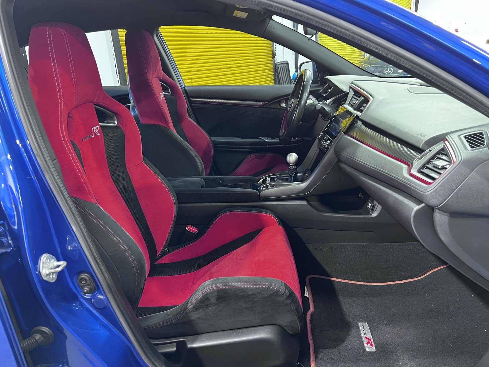 Used 2018 Honda Civic Type R image 17
