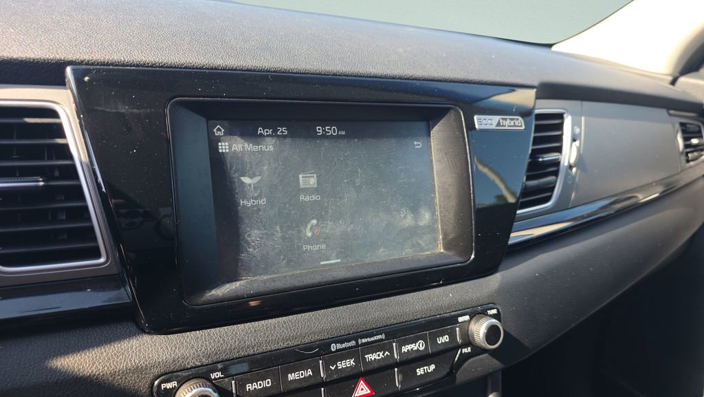 Used 2018 Kia Niro EX FWD image 21