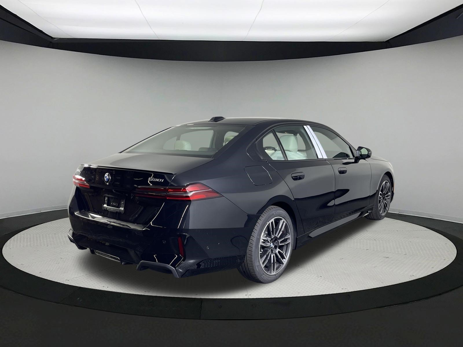 New 2027 BMW 530i xDrive w/ M Sport Package AWD/4WD image 6