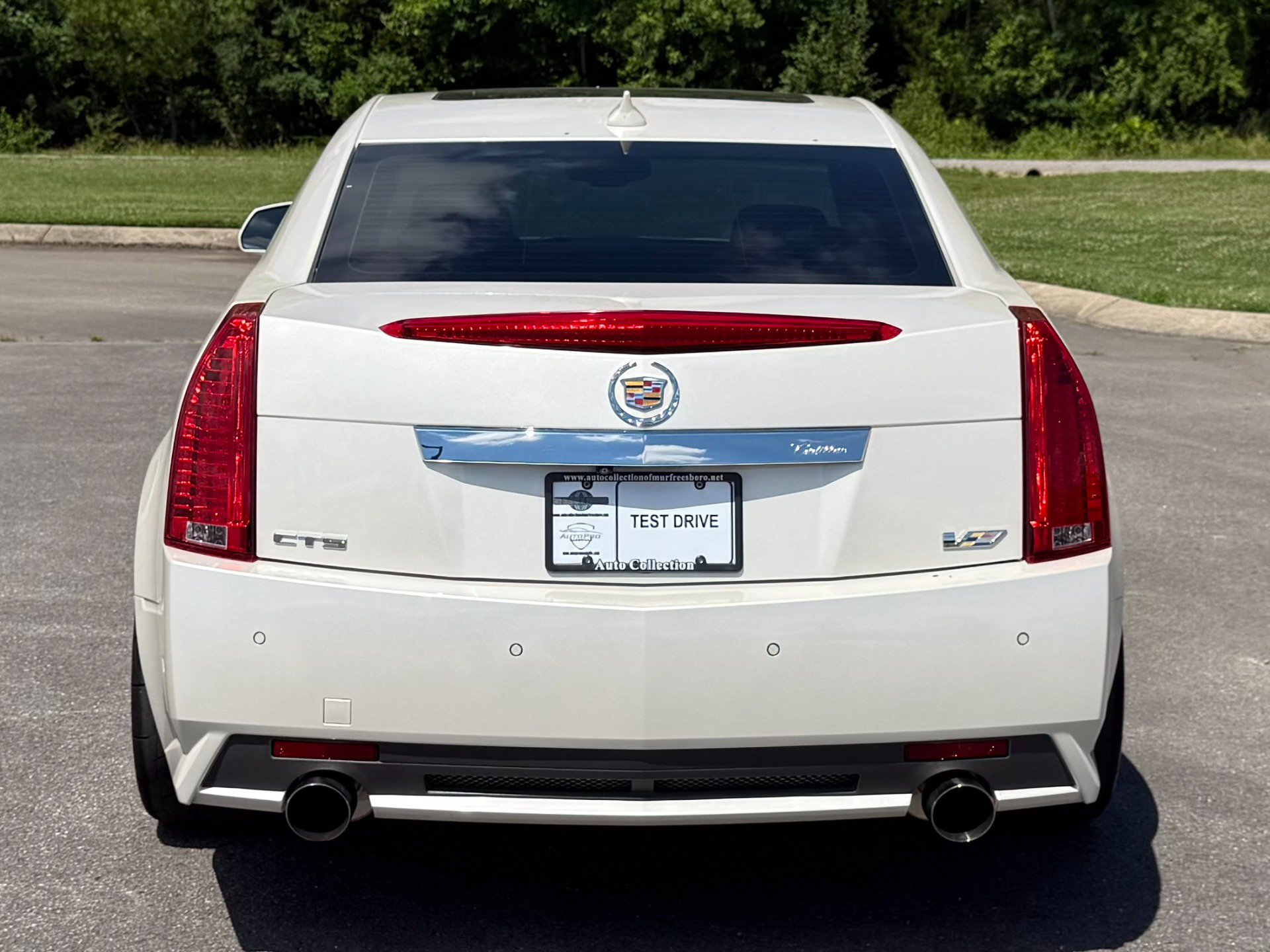 Used 2011 Cadillac CTS V RWD image 5