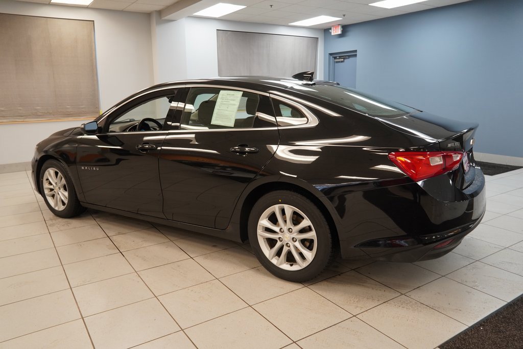 Used 2016 Chevrolet Malibu LT image 7
