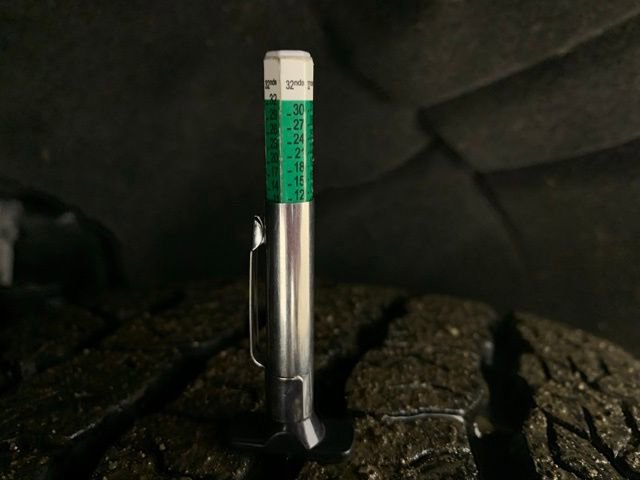 Used 2025 GMC Yukon AT4 w/ AT4 Premium Package image 38