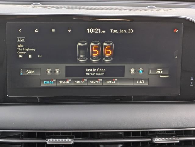 Used 2023 Hyundai Palisade SEL w/ Premium Package image 18