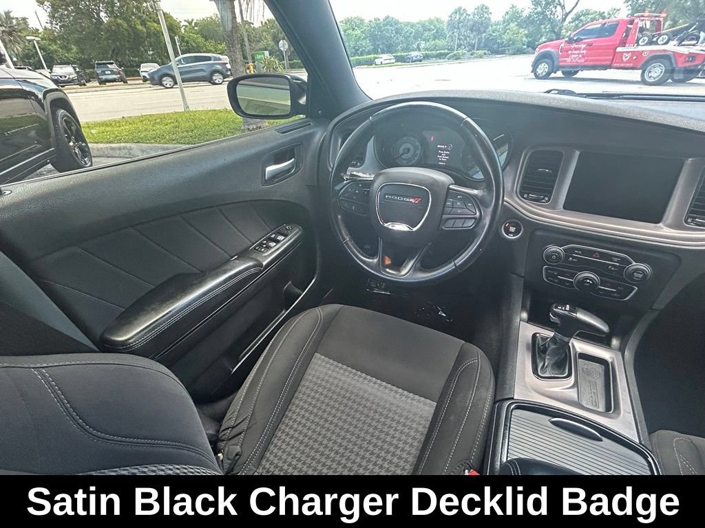 Used 2023 Dodge Charger SXT w/ Blacktop Package RWD image 9