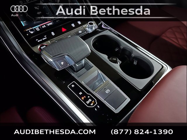 New 2026 Audi SQ7 Prestige AWD/4WD image 19