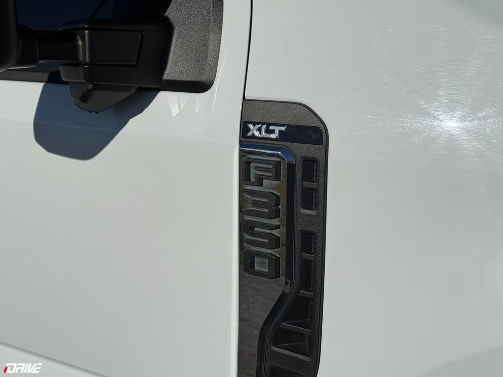 Used 2023 Ford F350 XLT image 16