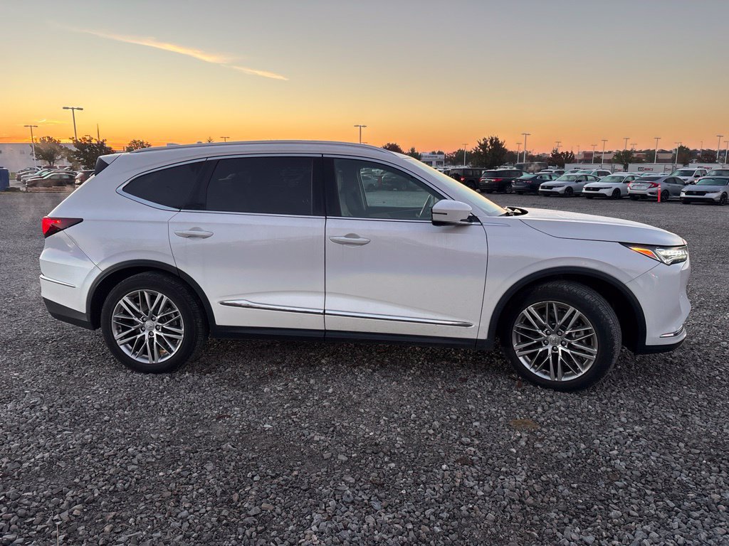 Used 2023 Acura MDX w/ Advance Package AWD/4WD image 10