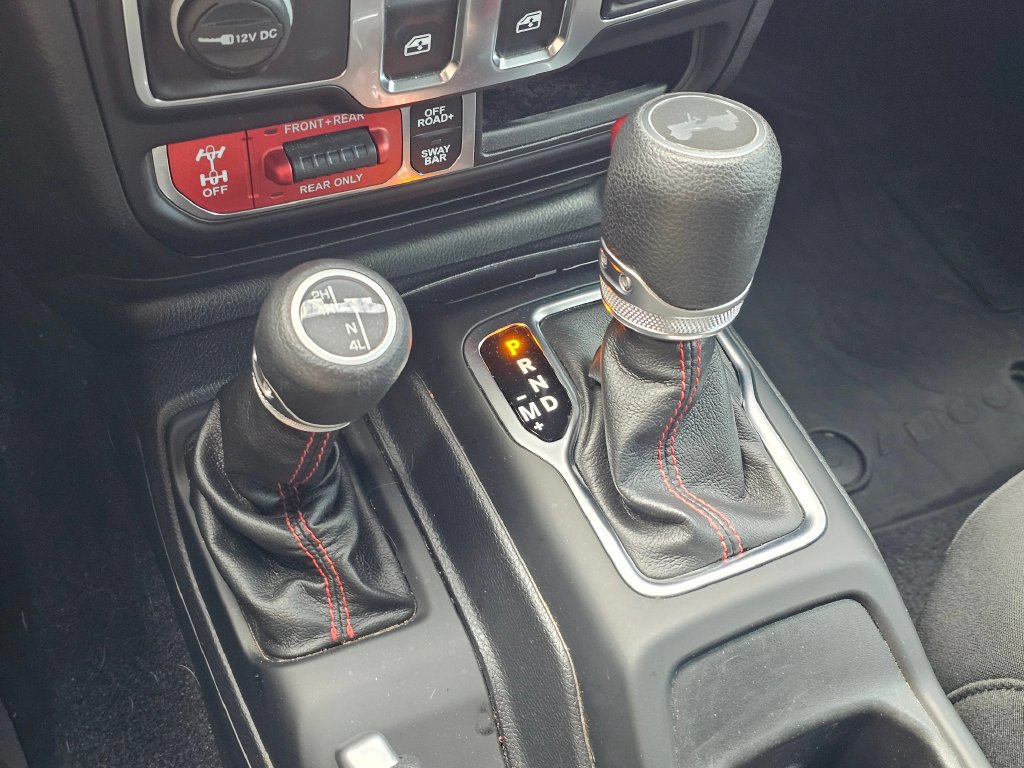 Used 2021 Jeep Wrangler Rubicon AWD/4WD image 30