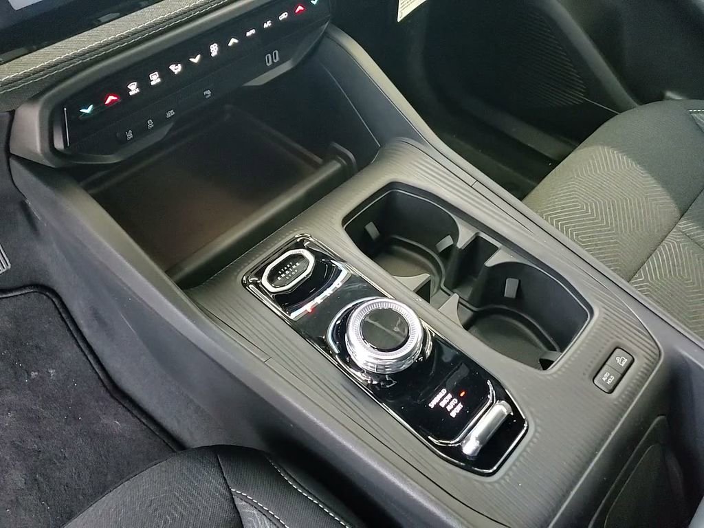 New 2026 Jeep Cherokee Laredo image 18