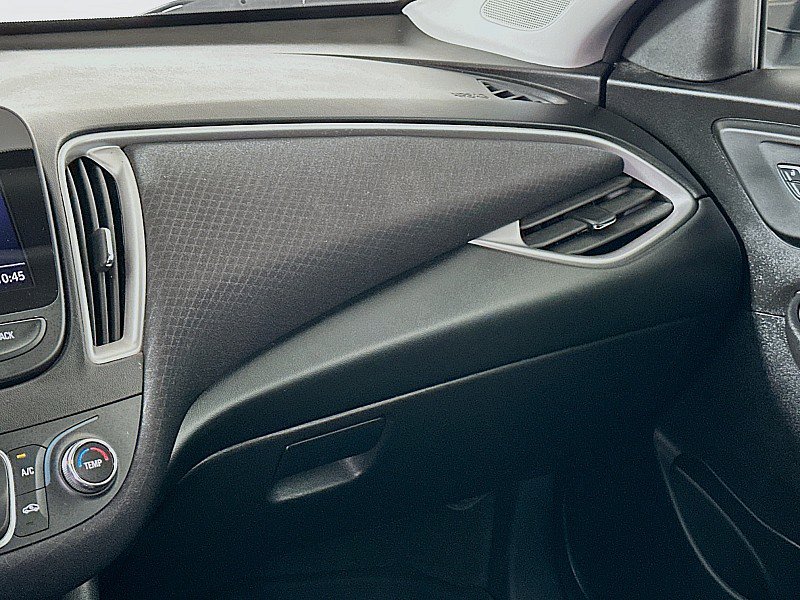 Used 2024 Chevrolet Malibu RS w/ LPO, Floor Liner Package FWD image 22