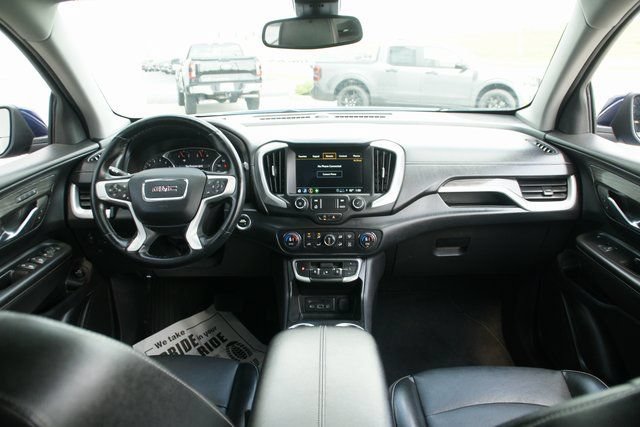 Used 2023 GMC Terrain SLT FWD image 32