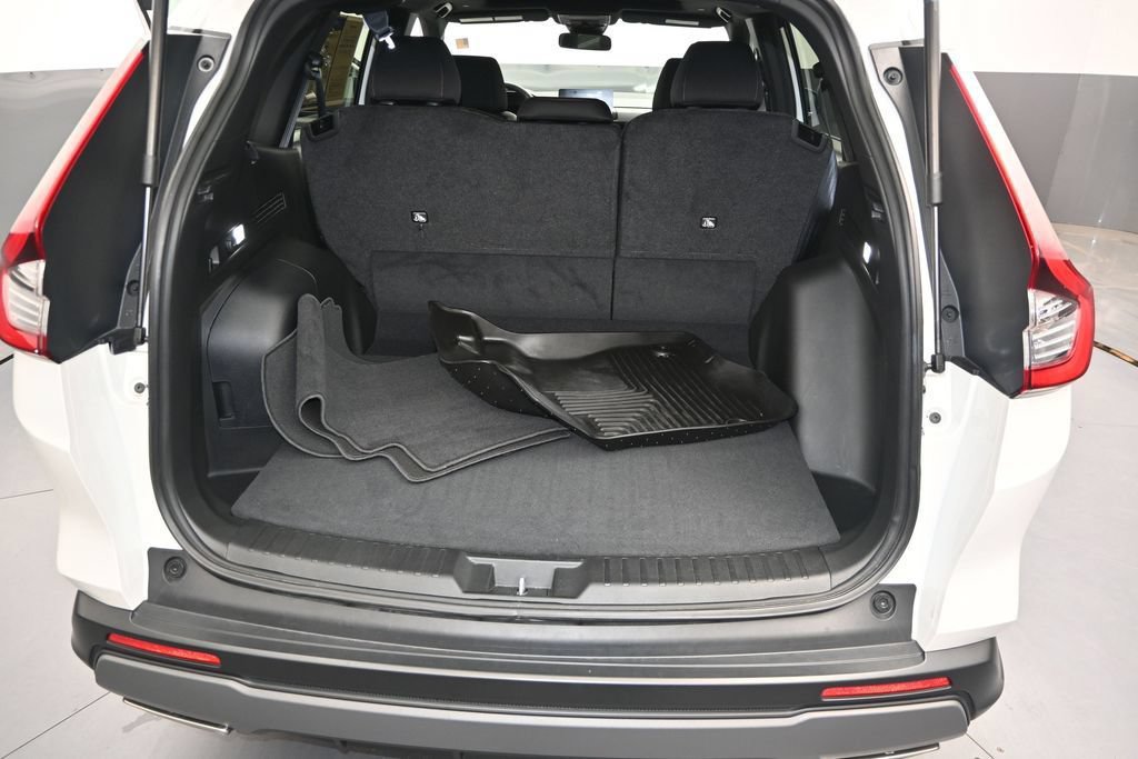 Used 2025 Honda CR-V Sport image 11