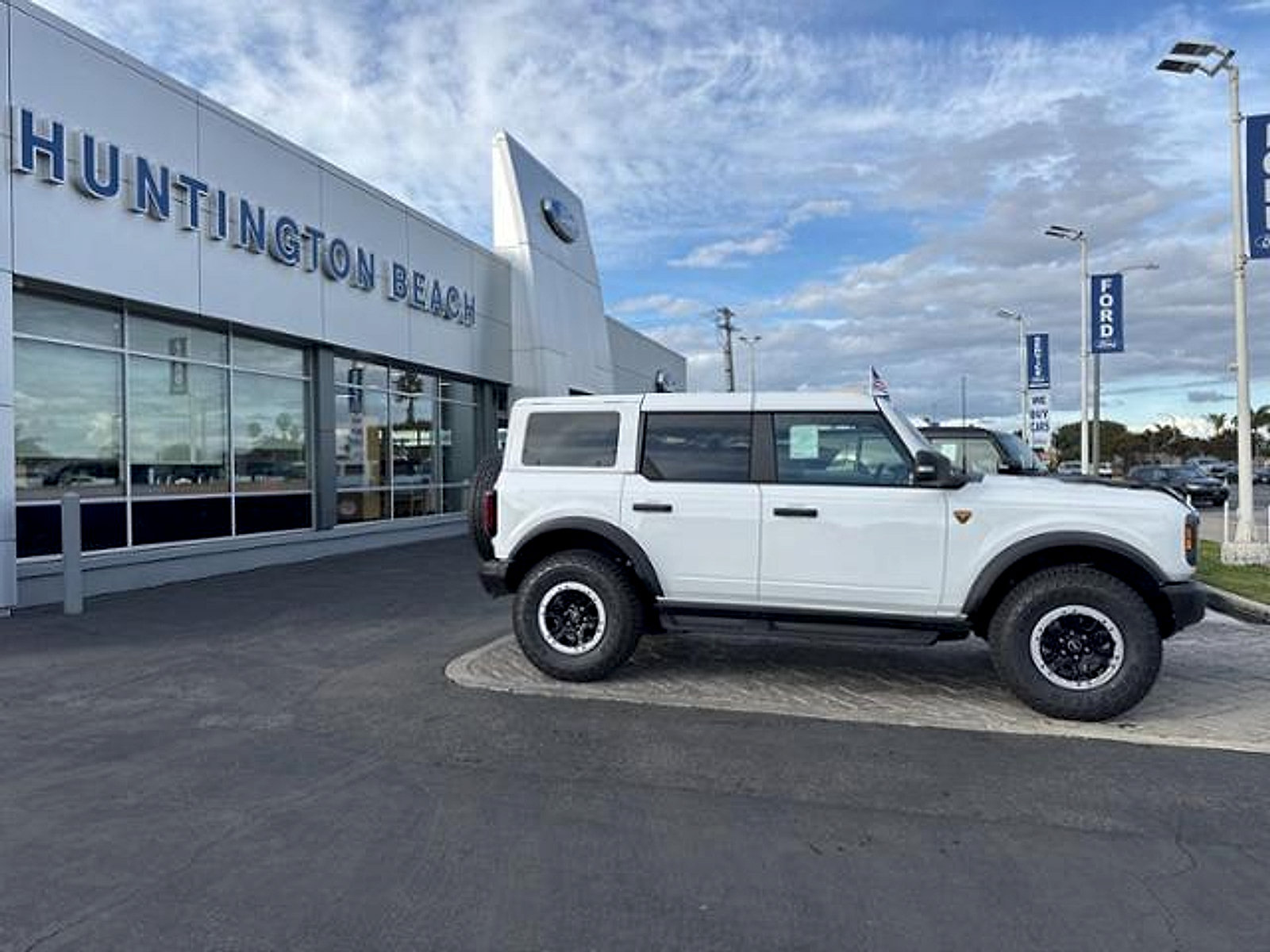 New 2025 Ford Bronco Badlands AWD/4WD image 3