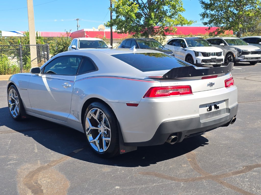 Used 2015 Chevrolet Camaro SS w/ RS Package RWD image 5