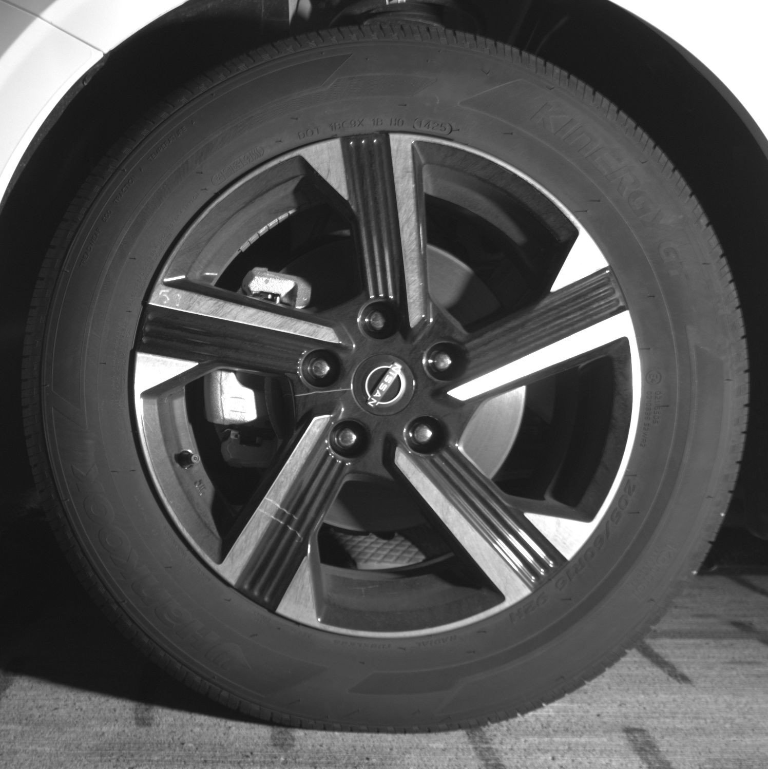 Used 2025 Nissan Sentra SV FWD image 12