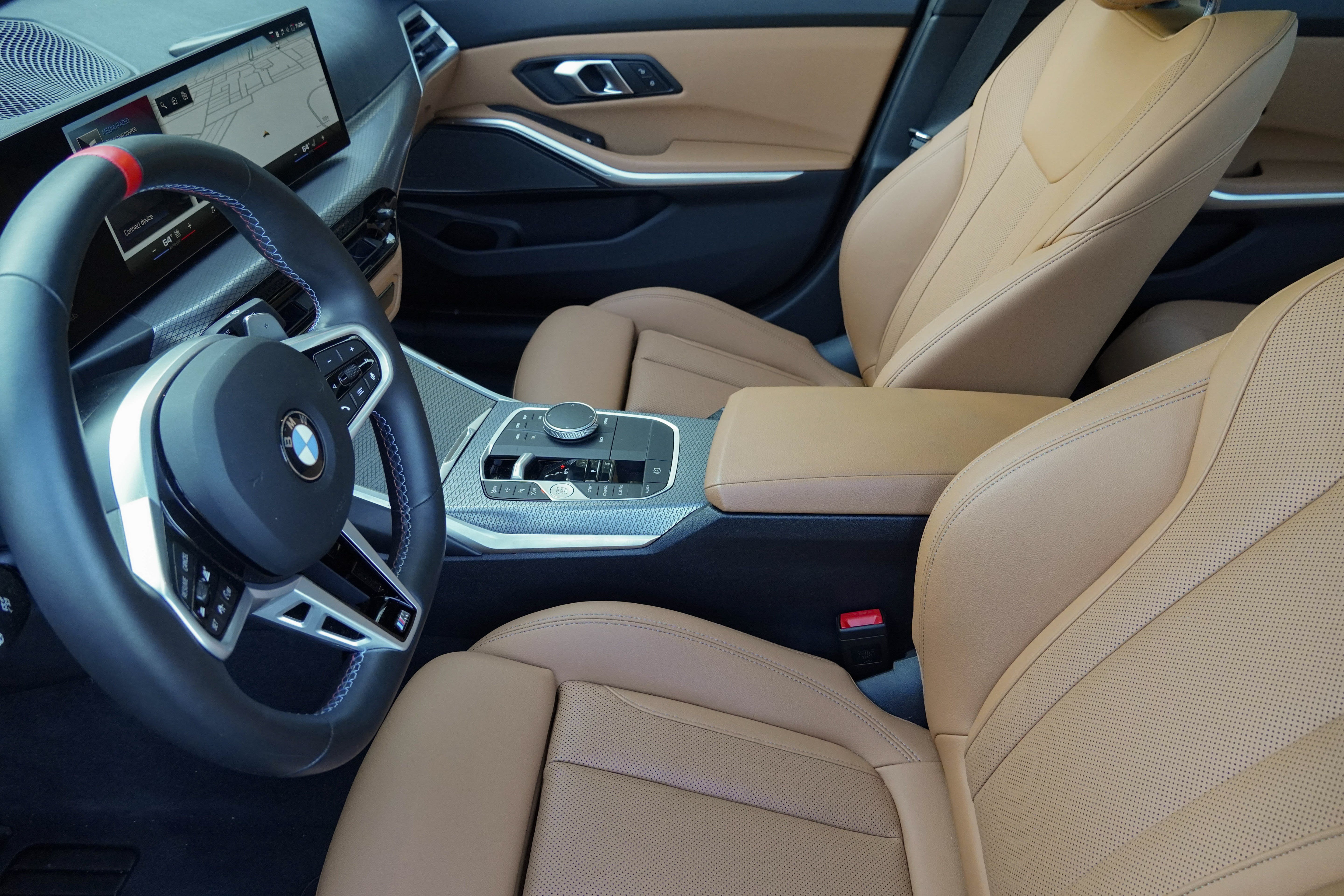 Certified 2025 BMW M340i xDrive AWD/4WD image 8