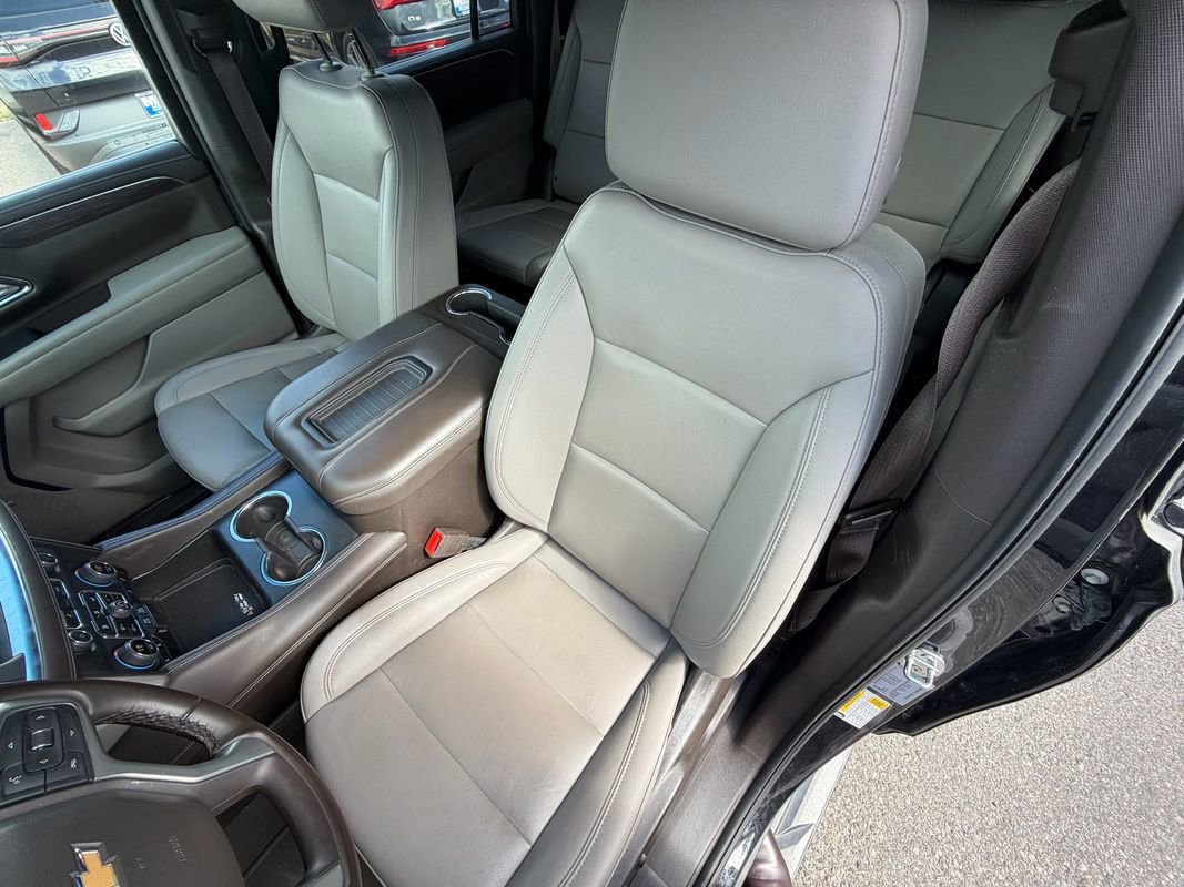Used 2024 Chevrolet Suburban LT AWD/4WD image 23