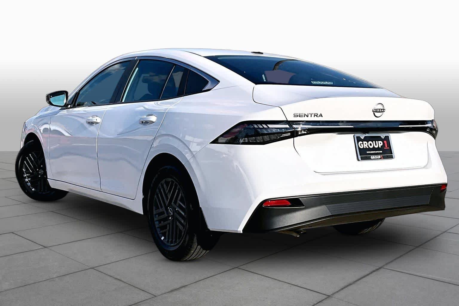 Certified 2026 Nissan Sentra SV w/ SV Convenience Package FWD image 12