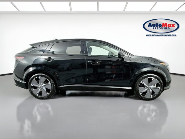 Used 2024 Nissan Ariya AWD image 10