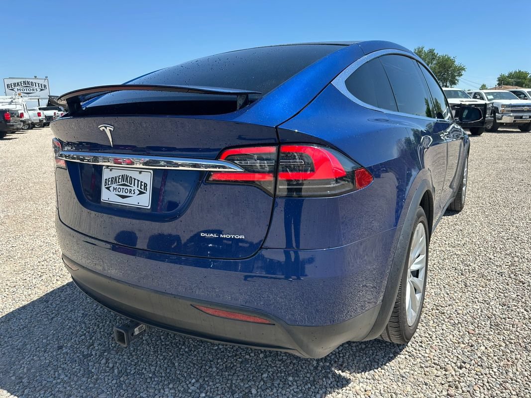 Used 2020 Tesla Model X Long Range AWD/4WD image 10
