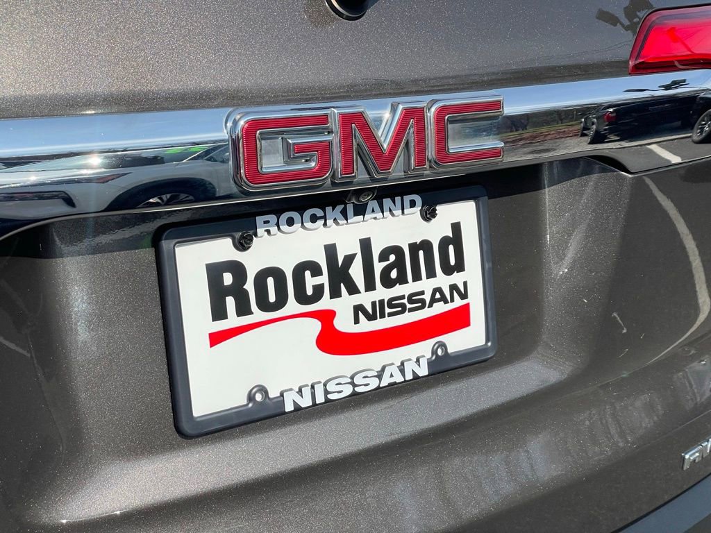 Used 2019 GMC Acadia SLT w/ LPO, Floor Liner Package AWD/4WD image 39