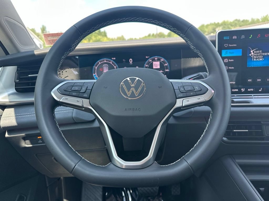 New 2026 Volkswagen Tiguan SE AWD/4WD image 14
