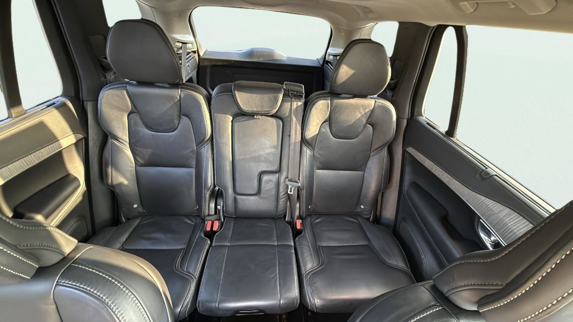 Used 2022 Volvo XC90 T6 Inscription w/ Climate Package image 19