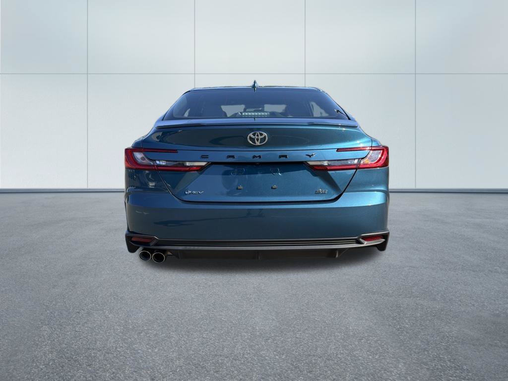Used 2025 Toyota Camry SE w/ Convenience Package FWD image 6