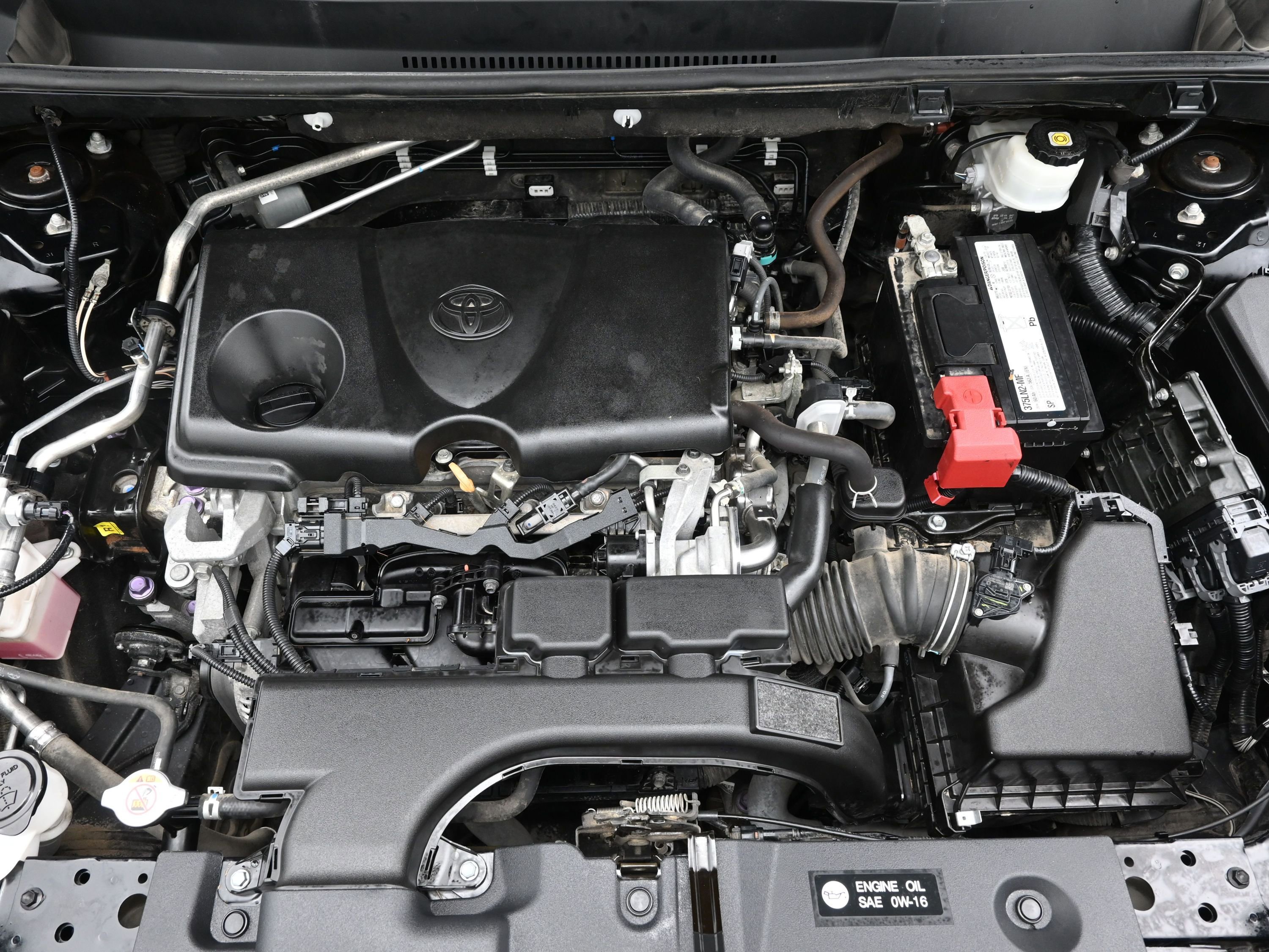 Used 2019 Toyota RAV4 XLE Premium image 28