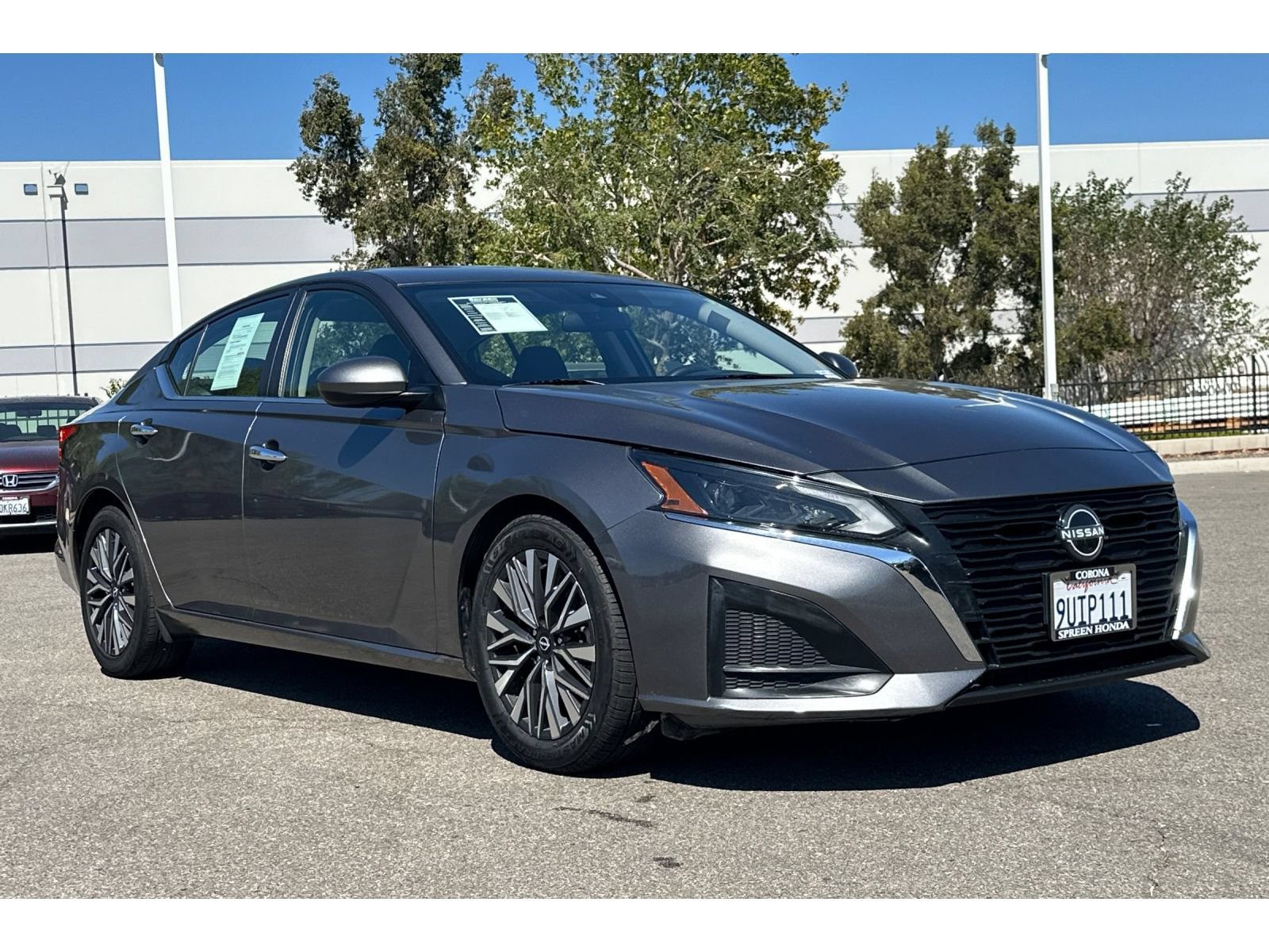 Used 2023 Nissan Altima 2.5 SV FWD image 8