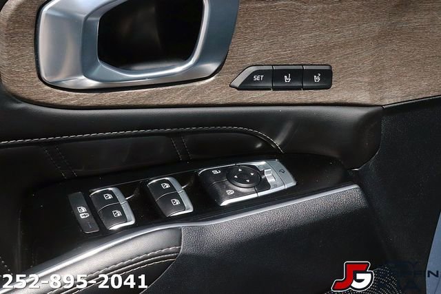 Certified 2023 Kia Sorento SX Prestige AWD/4WD image 13