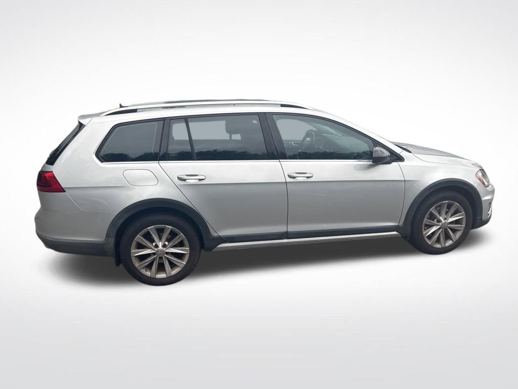 Used 2017 Volkswagen Golf Alltrack SE AWD/4WD image 5