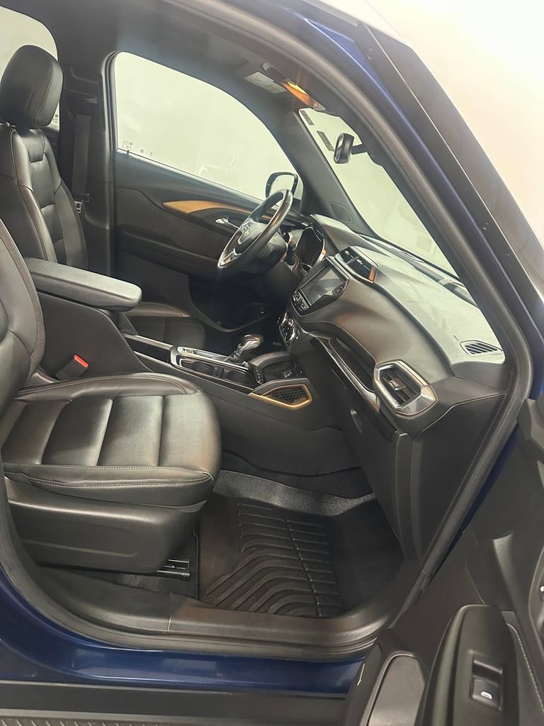 Used 2022 Chevrolet TrailBlazer ACTIV w/ Sun and Liftgate Package image 34