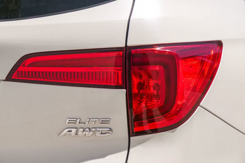 Used 2017 Honda Pilot Elite image 9