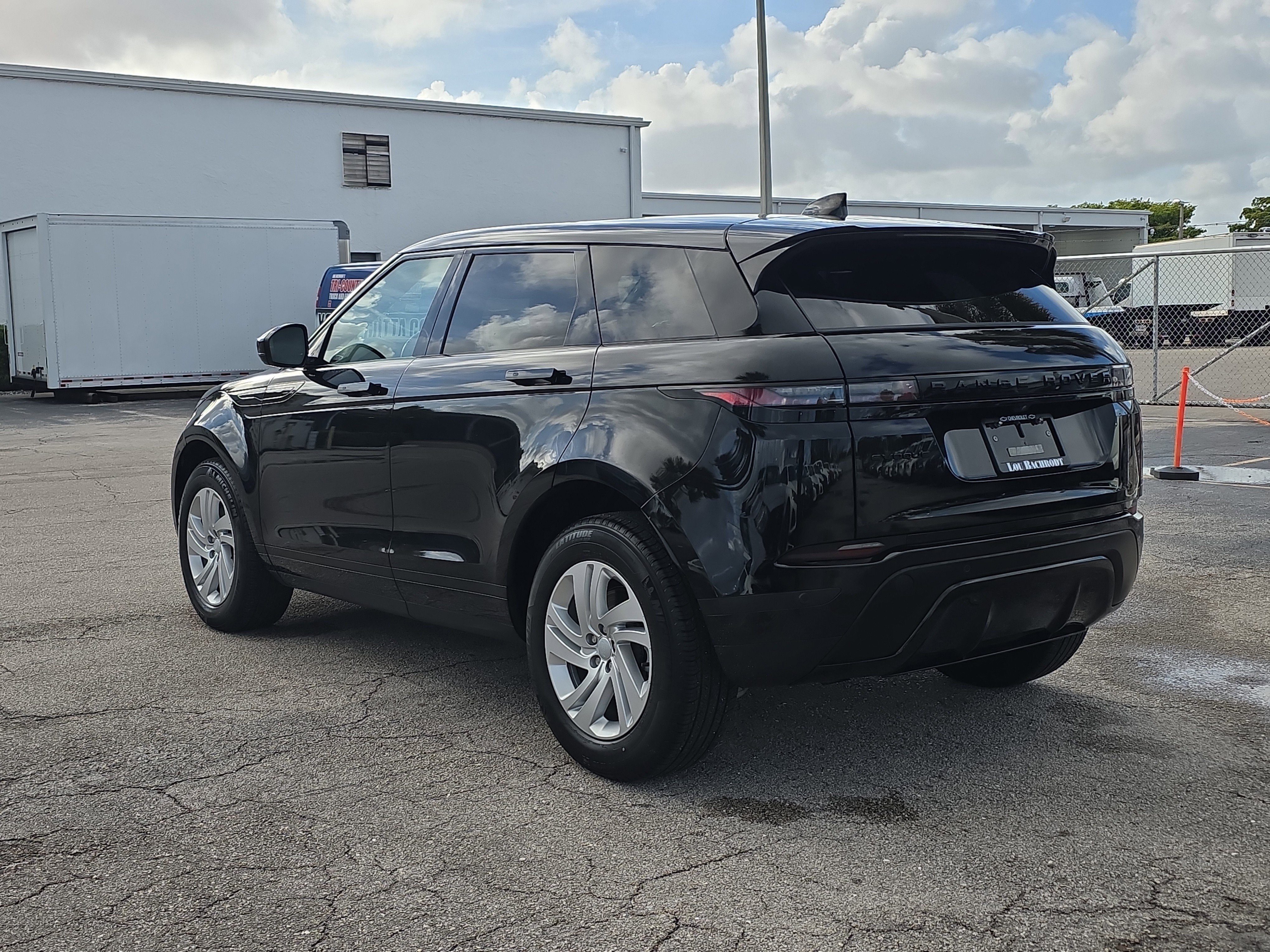 Used 2024 Land Rover Range Rover Evoque S AWD/4WD image 5
